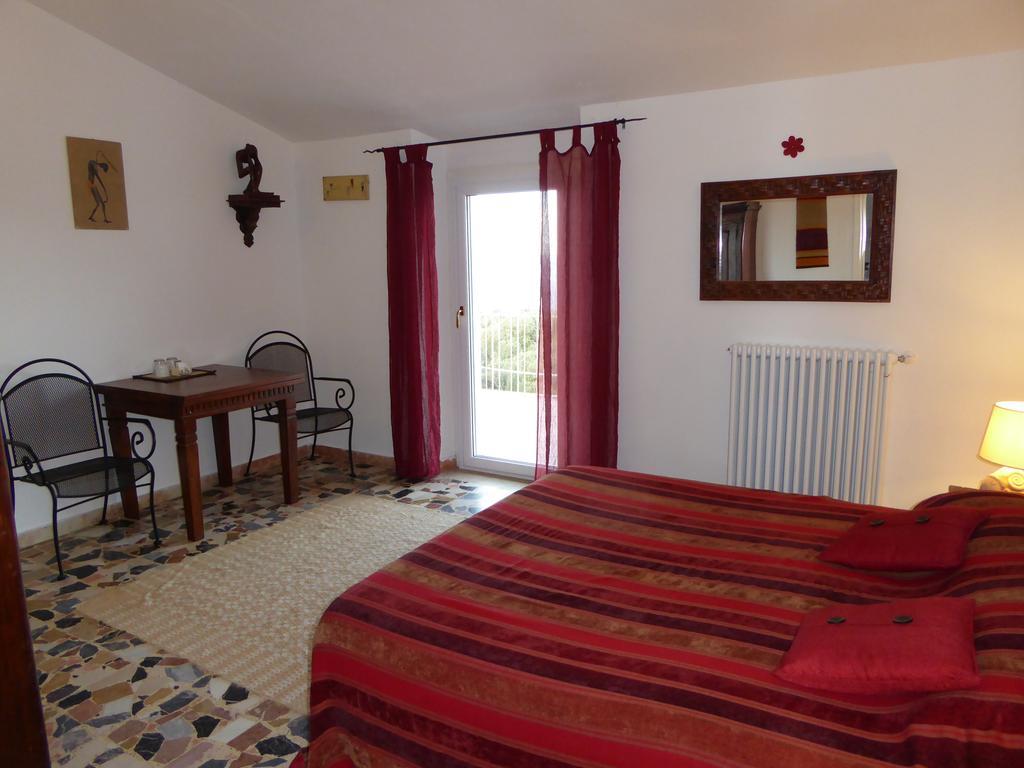 Pensjonat Casa Solotti Nuoro  Pokój zdjęcie